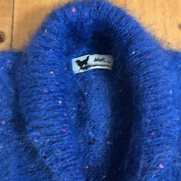 Woof design sweater - Picture 4 of 9